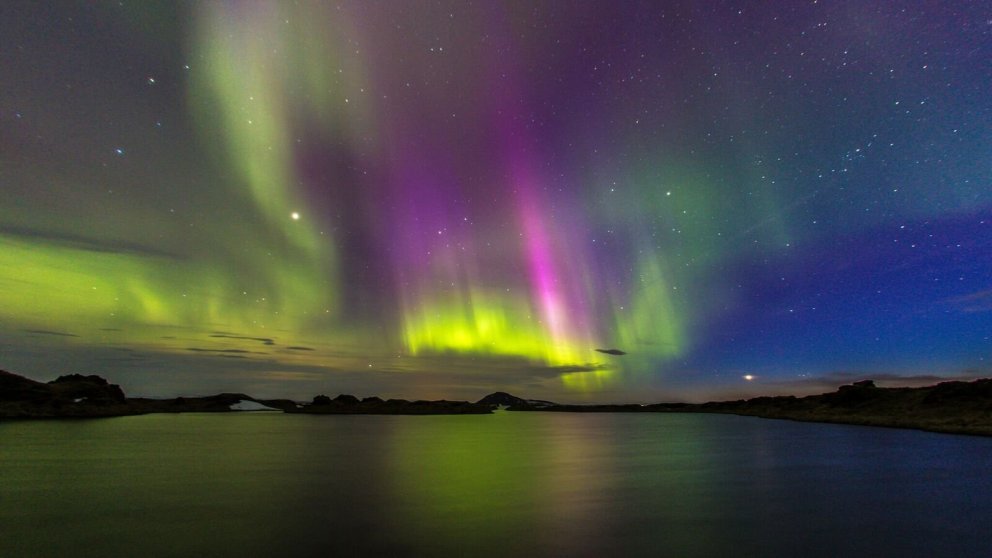 Things to Do in Mývatn: Top Attractions & Seasonal Highlights